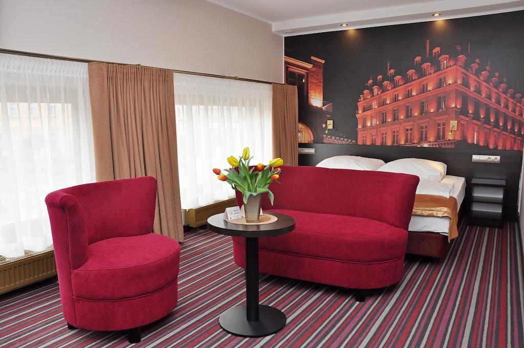 Hotel Atrium Nowy Tomyśl Værelse billede
